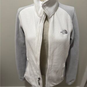 The North Face Women's Snow Jacket in Gray and White